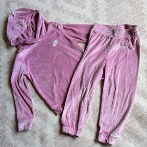 Nike Girls Pink Velour Hoodie & Joggers Set size 4T